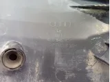 Накладка фонаря заднего левого Audi Q7 4L0945425