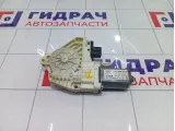 Моторчик стеклоподъемника левый Audi Q7 4L0959801B