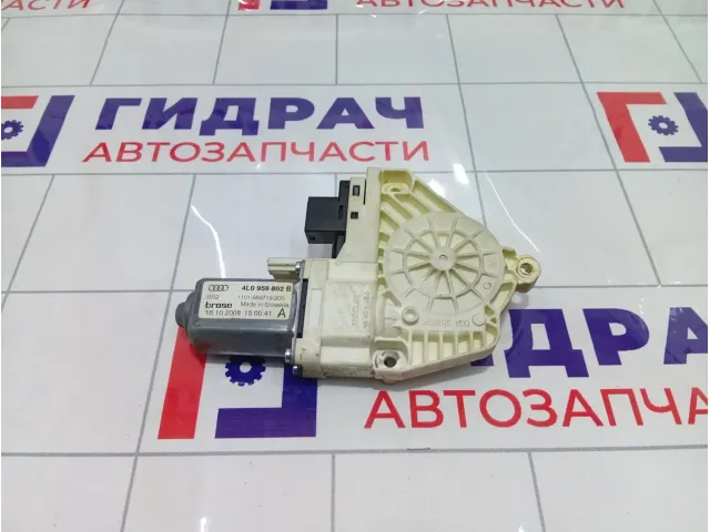 Моторчик стеклоподъемника правый Audi Q7 4L0959802B