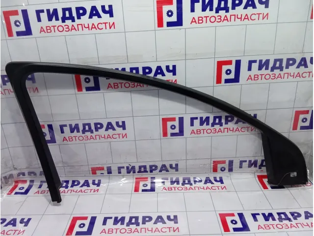 Накладка двери передней левой Audi Q7 4L0867609