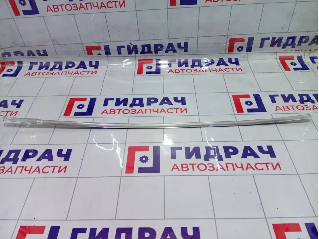 Молдинг двери задней левой Audi Q7 4L0853815F