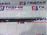 Молдинг стекла двери задней правой Audi Q7 4L0853764C