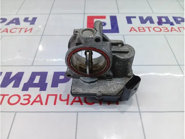 Дроссельная заслонка Audi Q7 057128063D