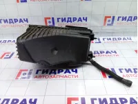 Корпус воздушного фильтра левый Audi Q7 7L8128607E