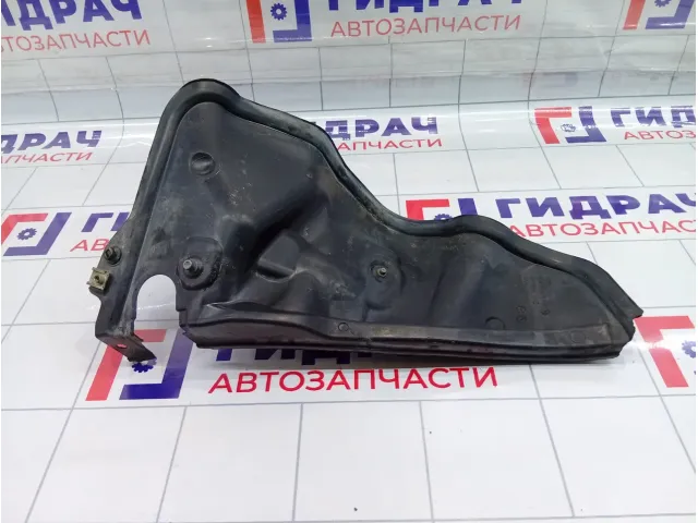 Пыльник двигателя левый Audi Q7 4L0819511D
