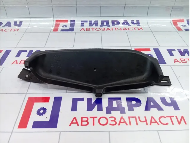 Водосток Audi Q7 4L0819979