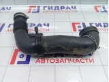 Патрубок воздушного фильтра Audi Q7 7L8129572A