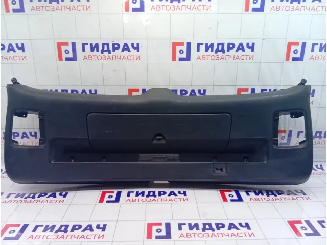 Обшивка двери (крышки) багажника Audi Q7 4L0867973D