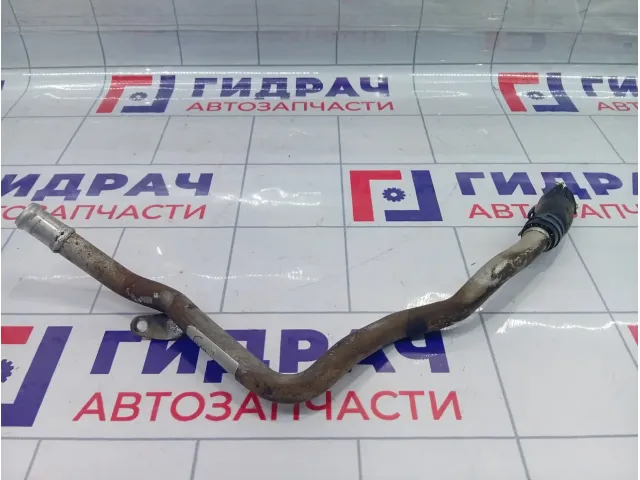 Трубка системы охлаждения Audi Q7 7L0815801