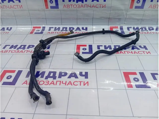 Патрубки системы охлаждения Audi Q7 057121086K