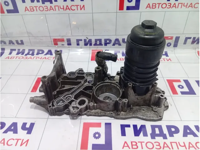 Кронштейн масляного фильтра Audi Q7 057115401AH
