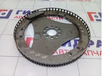 Маховик Audi Q7 057105323AB