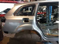 Крыло заднее правое Audi Q7 4L0809840