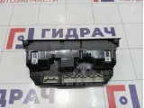 Блок управления климатической установкой Audi Q7 4L0820043F