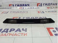 Накладка двери (крышки) багажника Audi Q7 8P4827574