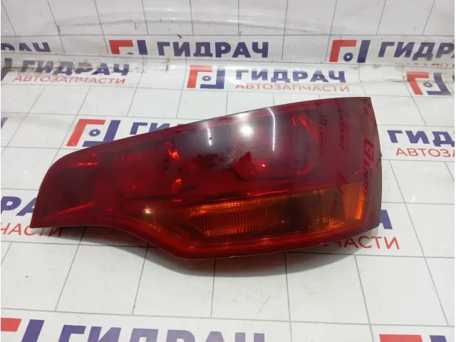 Фонарь задний правый Audi Q7 4L0945094