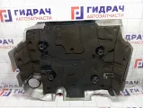 Накладка двигателя Audi Q7 057103925B