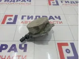 Насос вакуумный Audi Q7 057145100AE