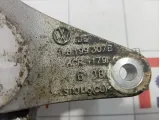 Кронштейн двигателя левый Audi Q7 7L8199307B