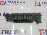 Коллектор впускной левый Audi Q7 057129711AH