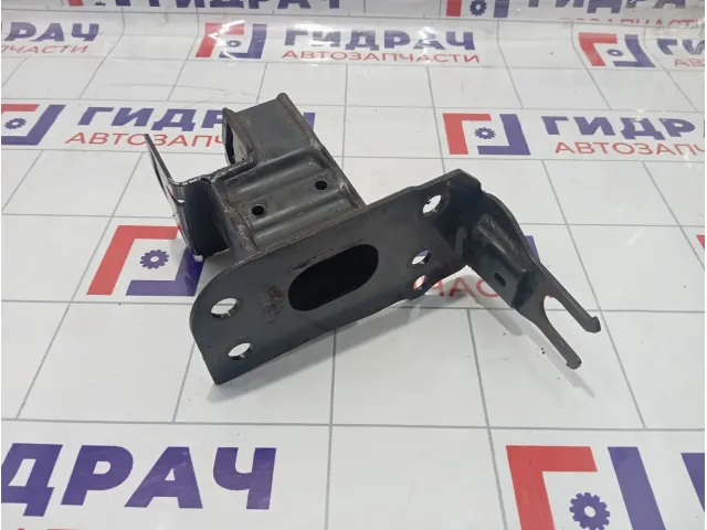 Кронштейн бампера усилителя передний левый Audi Q7 4L0807133A