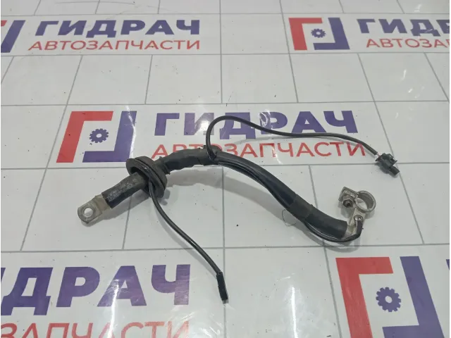 Клемма аккумулятора плюс Audi Q7 4L0971225E