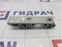 Кронштейн крепления стабилизатора переднего Audi Q7 7L0411063B