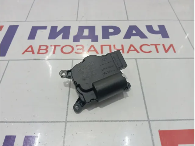 Моторчик заслонки отопителя (печки) Audi Q7 1L0907511AE