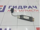 Усилитель антенны Audi Q7 4L0035225A