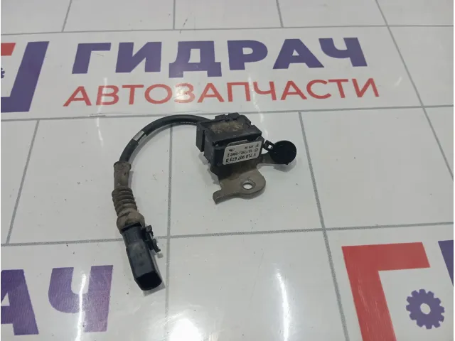 Датчик ускорения передний левый Audi Q7 7L0907673D