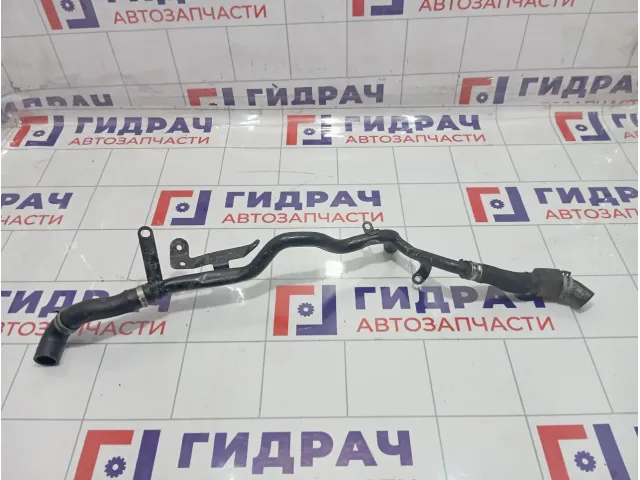 Трубка системы охлаждения Audi Q7 057103227R