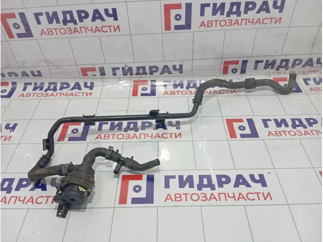 Насос водяной (помпа) Audi Q7 7L0965561L