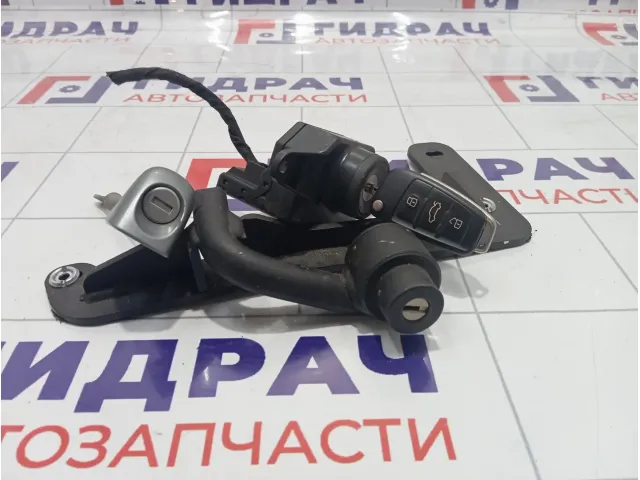 Замок зажигания Audi Q7 4F0909131L