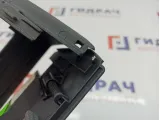 Накладка центральной консоли Audi Q7 4L08643756PS. Сломано крепление.