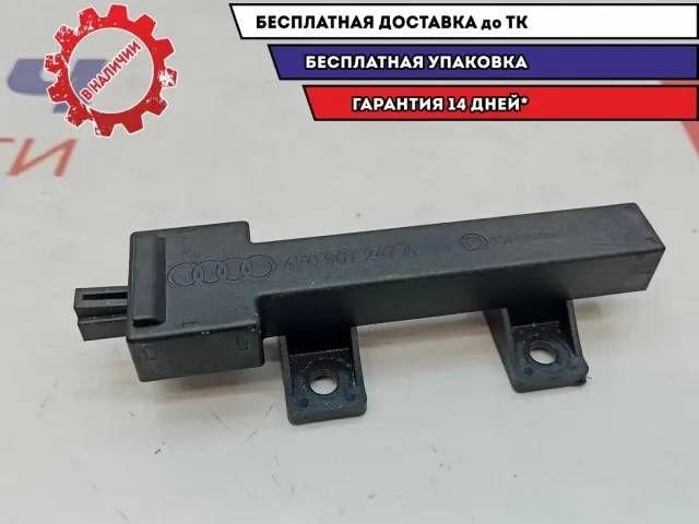 Антенна Audi Q7 4F0907247A.