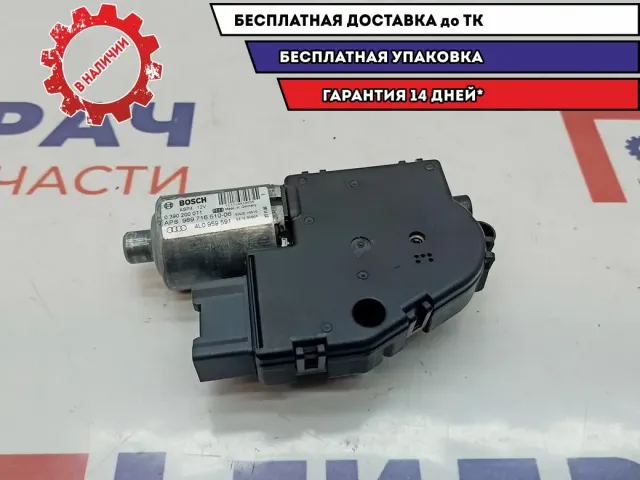 Моторчик люка Audi Q7 4L0959591. 0390200071.