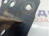 Кронштейн усилителя переднего бампера левый Audi Q7 4L0807133A.
