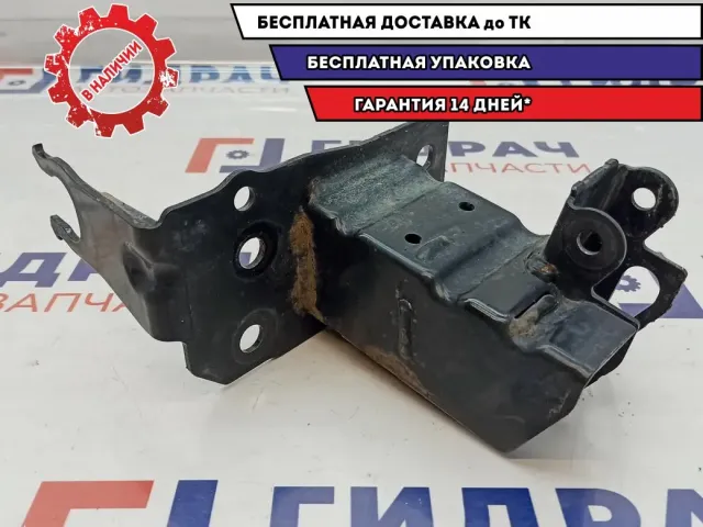 Кронштейн усилителя переднего бампера правый Audi Q7 4L0807134C.