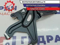 Кронштейн блока управления Audi Q7 4L1907348. Дефект.