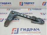 Кронштейн крепления заднего сиденья правое Audi Q7 4L0883288B.