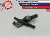 Датчик давления топлива Audi Q7 03C906051A.