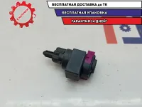 Датчик включения стопсигнала Audi Q7 4F0945459B.