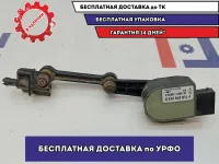 Датчик регулировки дорожного просвета Audi Q7 7L0616213D. Передний левый.