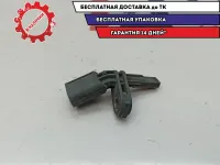 Датчик ABS правый Audi Q7 7L0927808B.