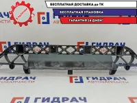 Направляющая заднего бампера центральная Audi Q7 4L0807329.