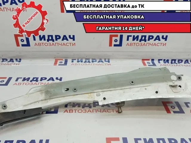 Усилитель крыла левый Audi Q7 4L0805157B.