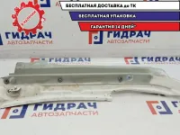 Усилитель крыла правый Audi Q7 4L0805158A.