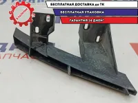 Кронштейн переднего бампера левый Audi Q7 4L0807333A.
