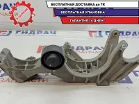Кронштейн генератора Audi Q7 022260087F.