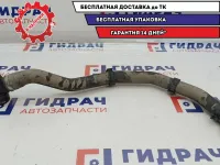 Патрубок радиатора Audi Q7 .